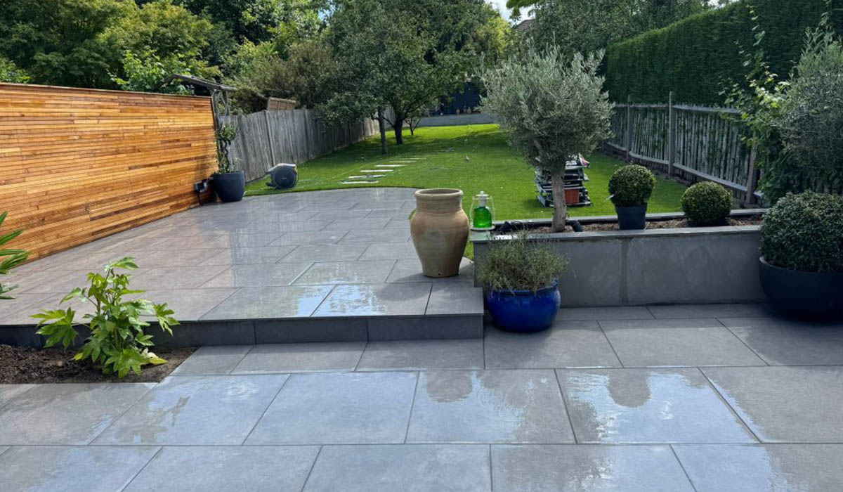 Leaves Should Be Shredded Before Used as Mulch